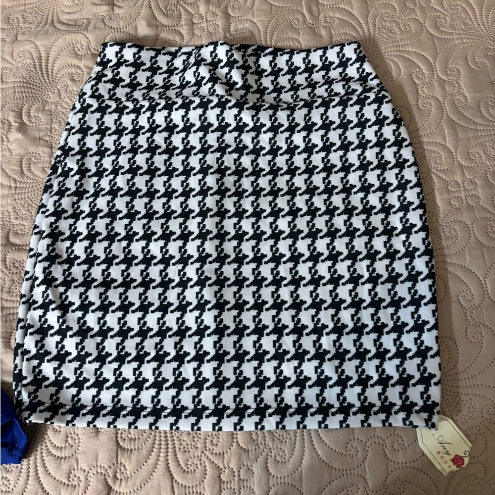 Houndstooth Black and White Skirt